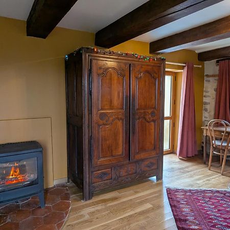 La Tour Du Bois Dormant Bed & Breakfast Plozevet Exterior photo
